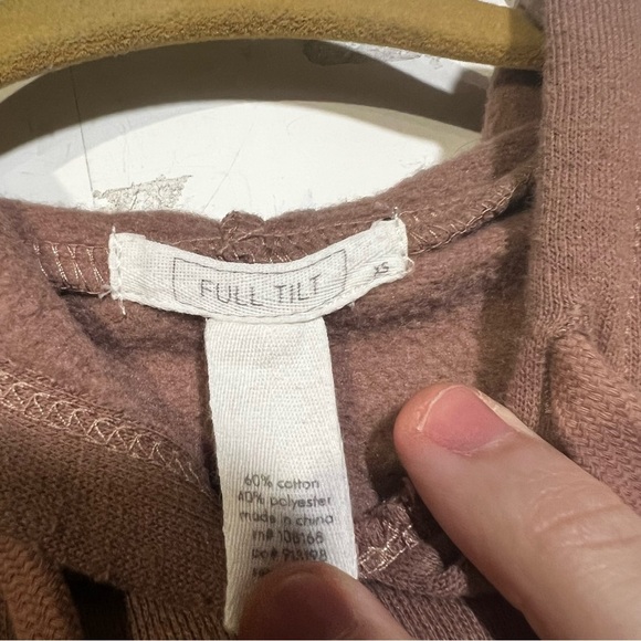 Tilly’s Full Tilt BOSTON Hoodie Brown Shrunken Size XS - Picture 7 of 7